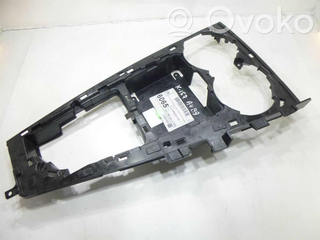 Audi A4 S4 B9 Kita centrinė konsolės (tunelio) detalė 