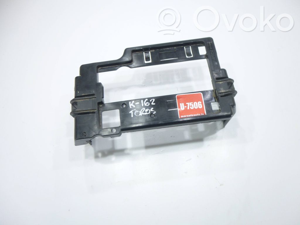 Volkswagen T-Cross Fuse box cover 
