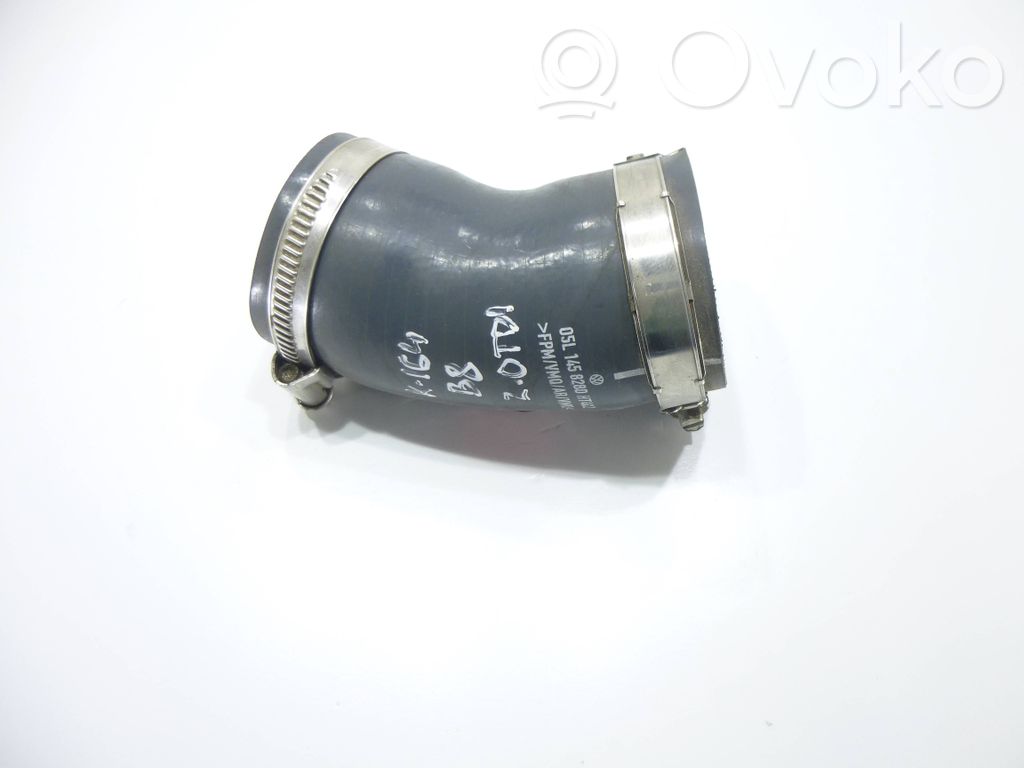 Volkswagen PASSAT B8 Wąż / Rura intercoolera 
