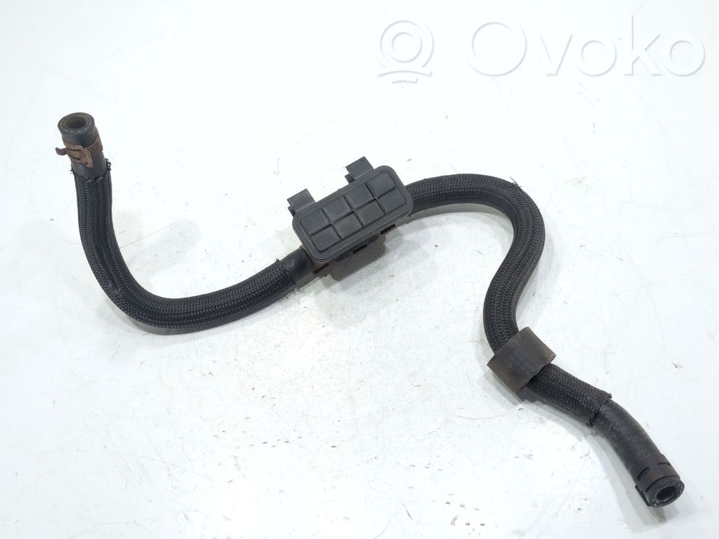Volkswagen Caddy Leitung / Schlauch Kraftstoff 