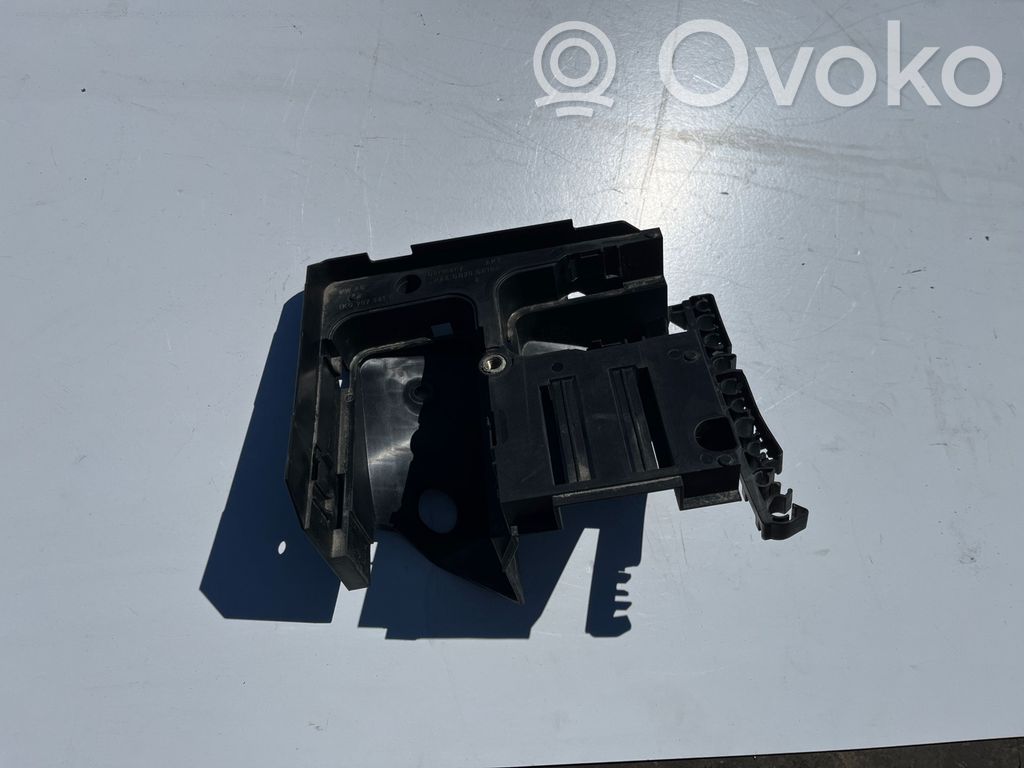 Volkswagen Caddy Deckel Sicherungskasten 