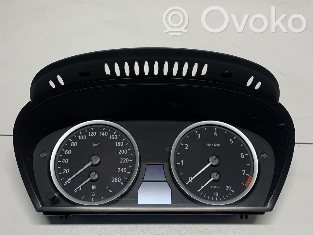 BMW 5 E60 E61 Nopeusmittari (mittaristo) 