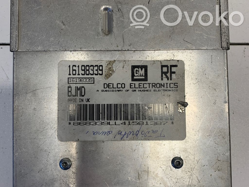 Opel Vectra A Engine control unit/module 