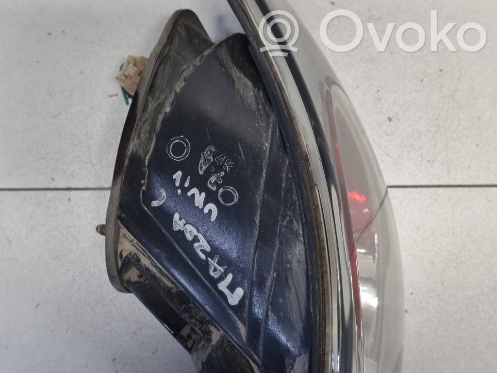 Rear/tail lights   22061981R