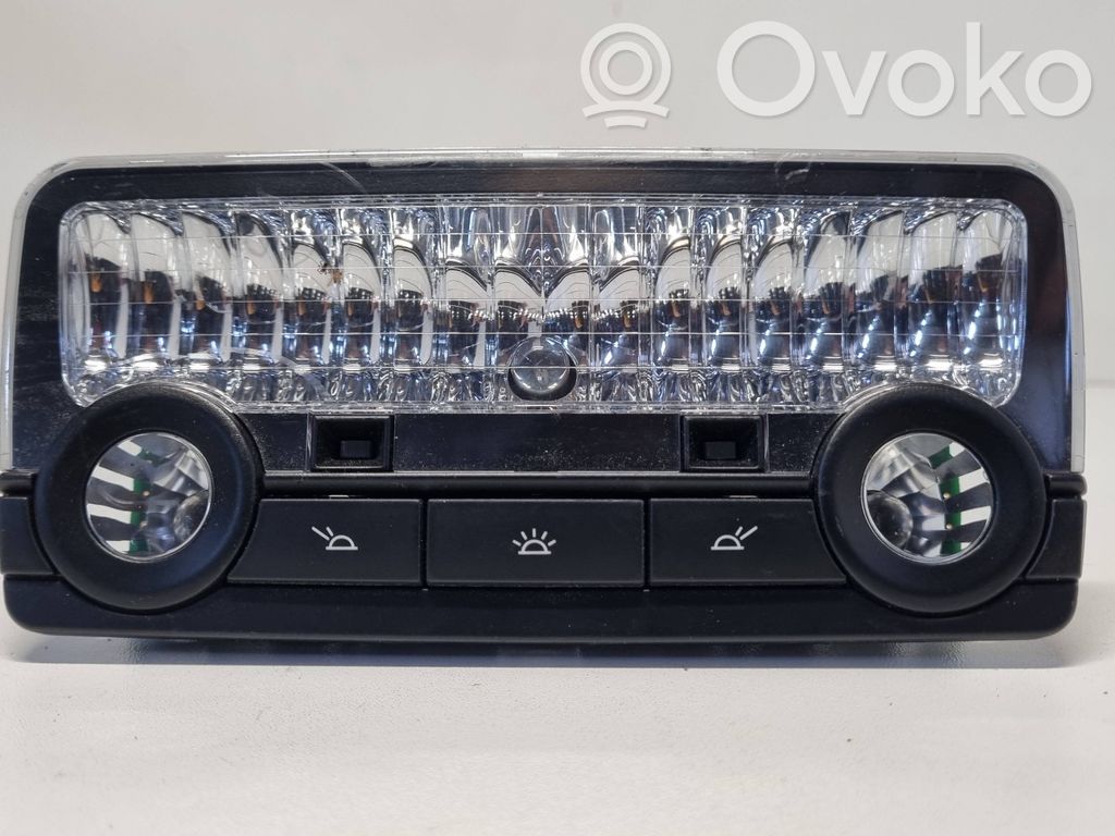 BMW 5 F10 F11 Lampka podsufitki tylna 