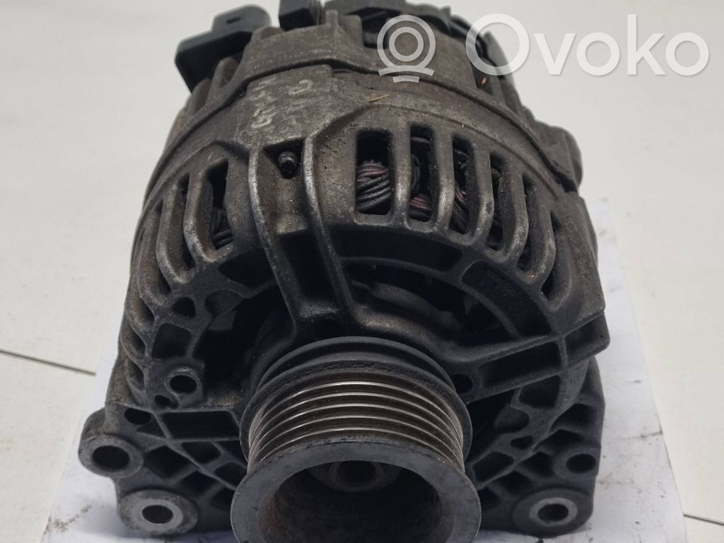 Volkswagen Golf IV Ģenerators 