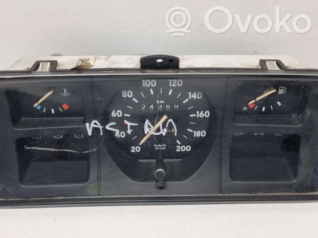 Opel Corsa A Speedometer (instrument cluster) 