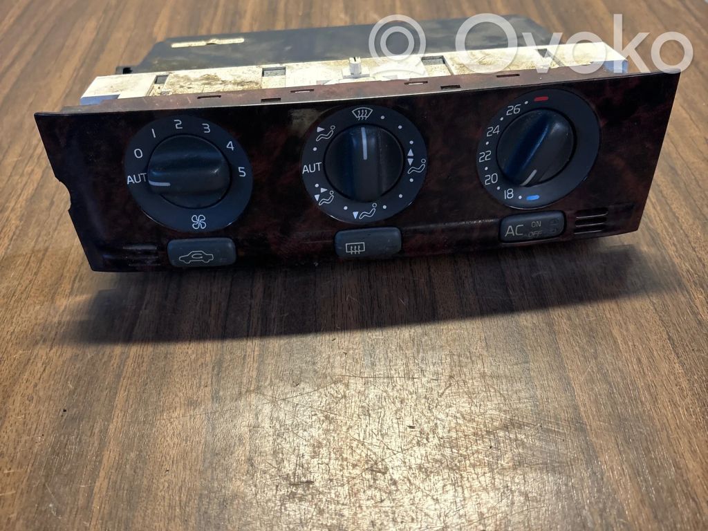 Climate control unit   856064