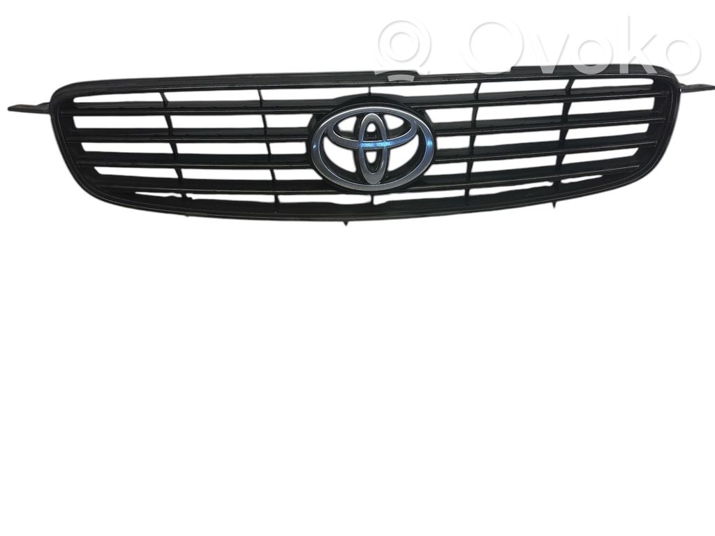Toyota Corolla E110 Etupuskurin ylempi jäähdytinsäleikkö 