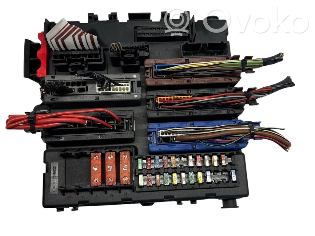 Opel Signum Módulo de fusible 