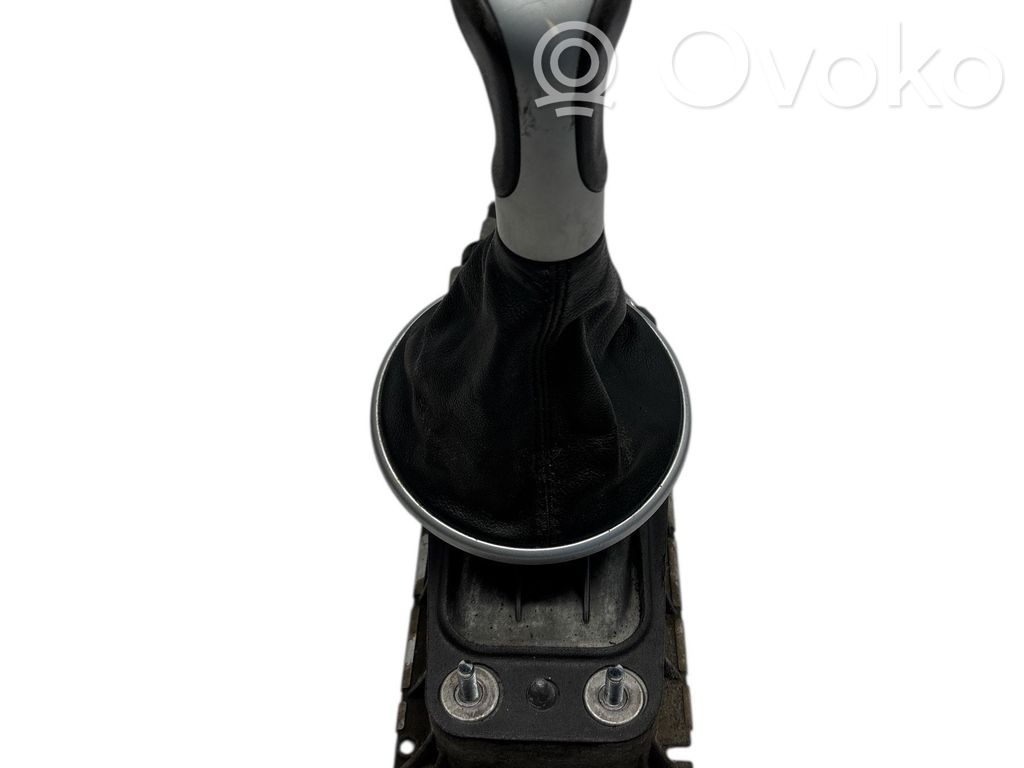 Skoda Fabia Mk2 (5J) Selector caja de cambios 