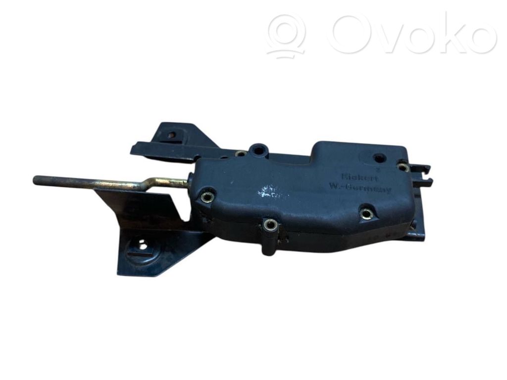 Central locking motor   51261369817