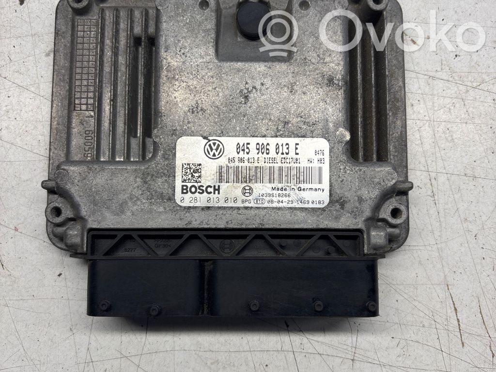 Volkswagen Polo IV 9N3 Sterownik / Moduł ECU 