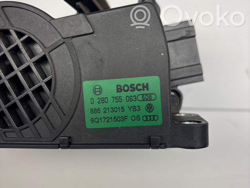 Volkswagen Polo IV 9N3 Pedał gazu / przyspieszenia 
