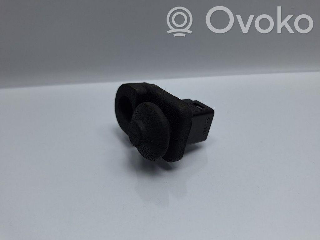 Infiniti Q50 Sliding door contact joint 