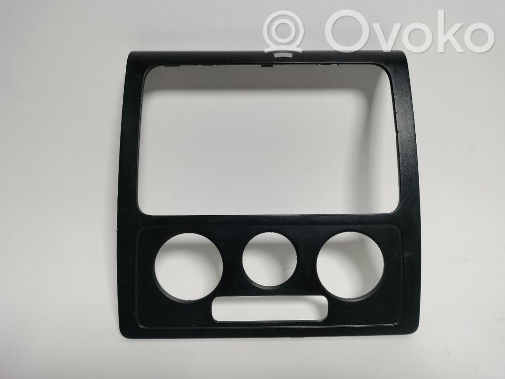 Volkswagen Caddy Rămă unitate radio/GPS 