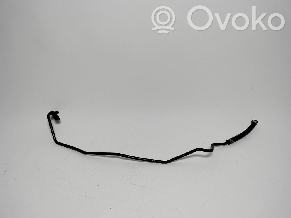 Audi A4 S4 B5 8D Aktiivihiilisuodattimen polttoainehöyrysäiliö 