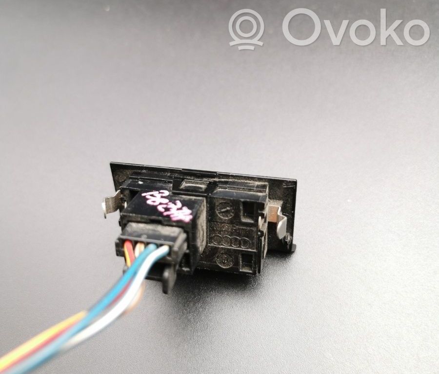 Anturi   8K0907539