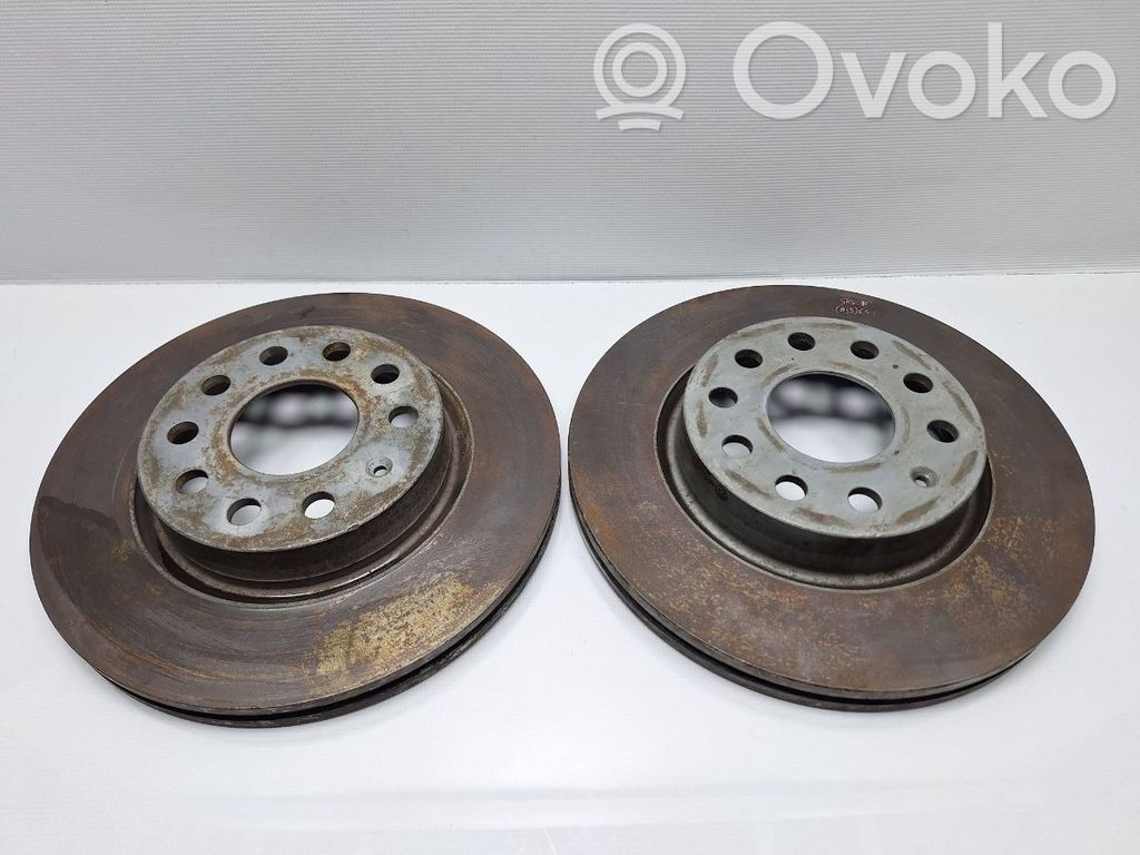 Volkswagen Golf VI Front brake disc 