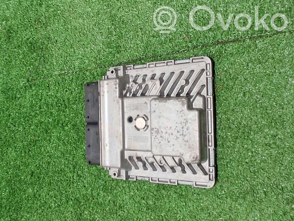 Audi A4 Allroad B8 Engine control unit/module 