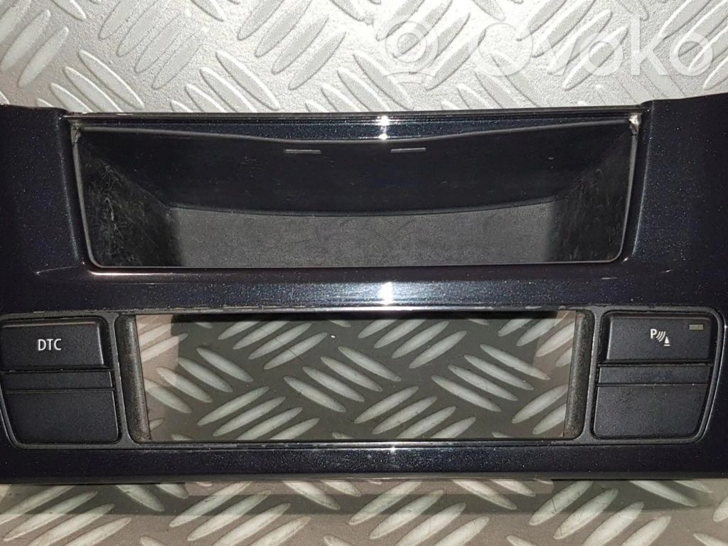 BMW 5 E60 E61 Panel drawer/shelf pad 