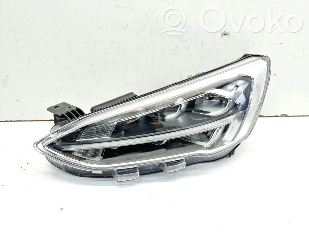Ford Focus Headlight/headlamp 