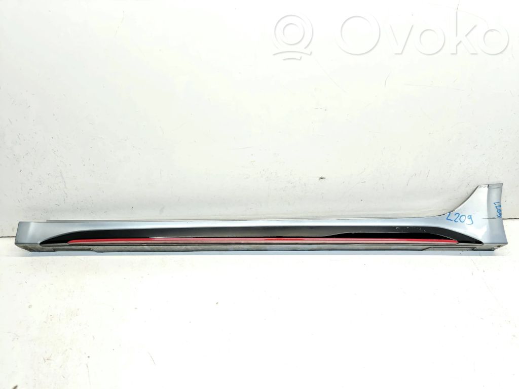Sill   87753J7700