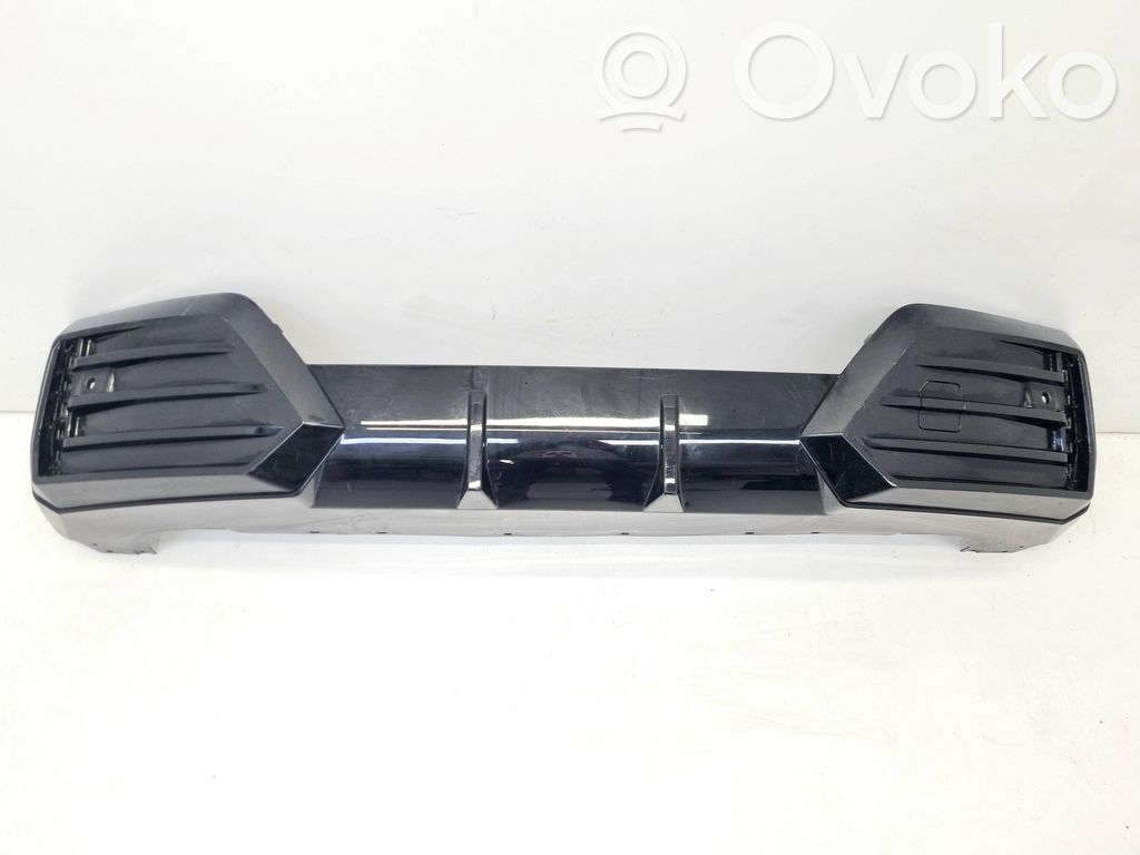 BMW X2 U10 Takapuskurin koristemuotolista 