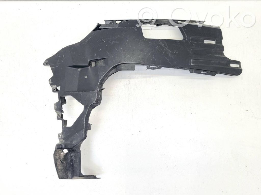 Audi Q7 4M Front bumper mounting bracket 