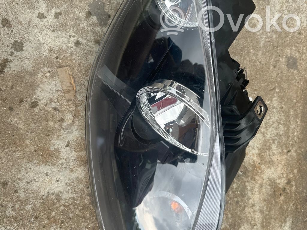 Seat Leon (1P) Faro delantero/faro principal 