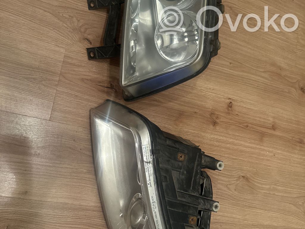 Scheinwerfer   1305235774
