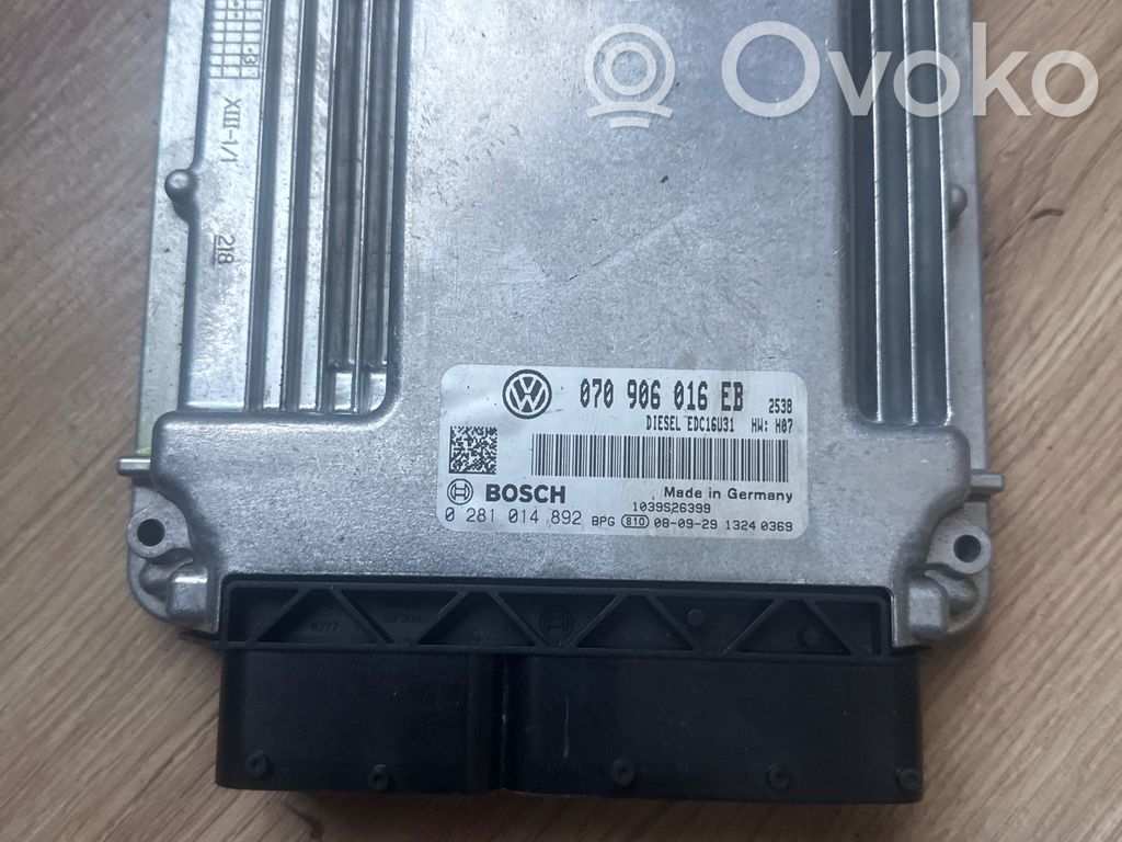 Unidad de control/módulo del motor   070906016EB,1039S26399,0281014892