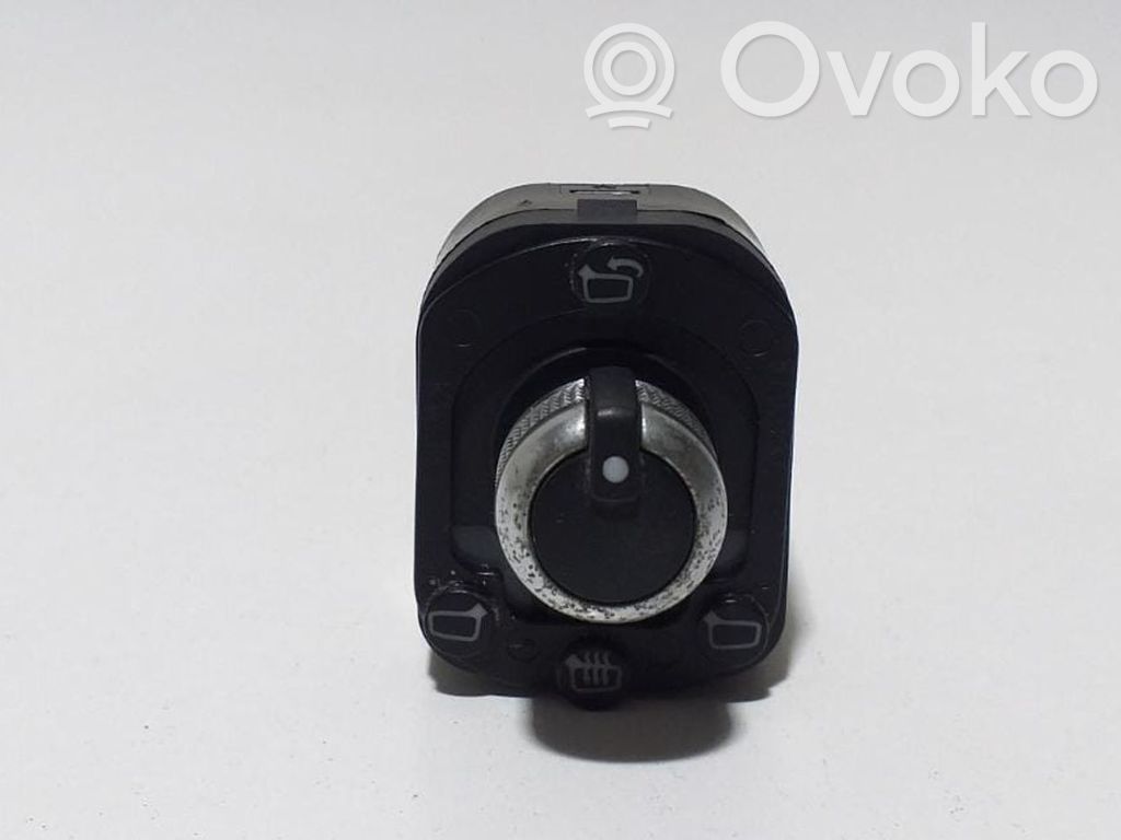 Audi Q3 8U Interruptor del espejo lateral 