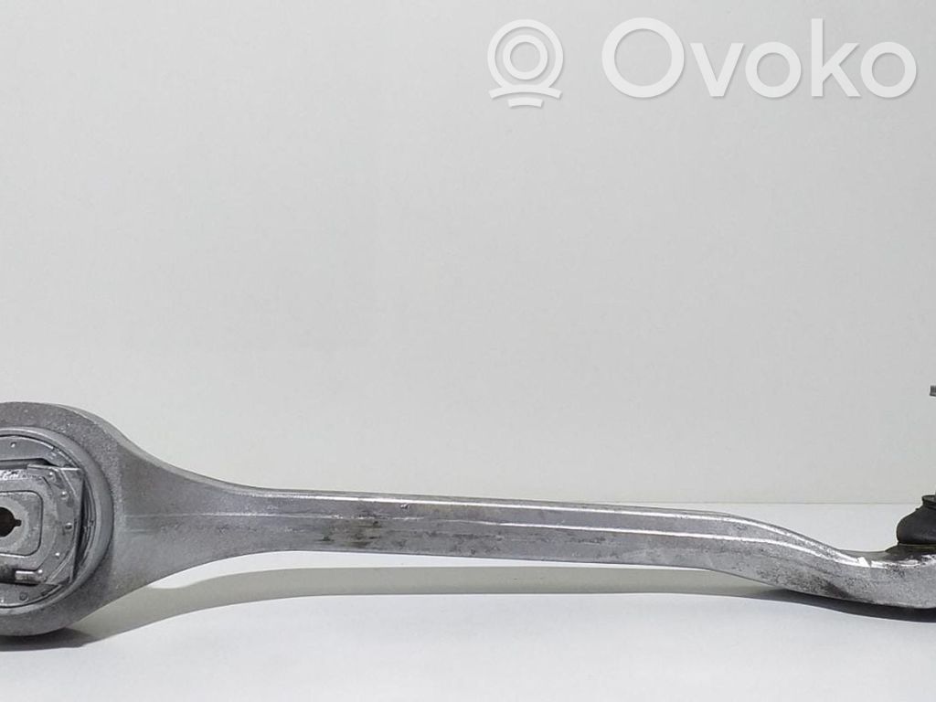 Audi A8 S8 D3 4E Svira 