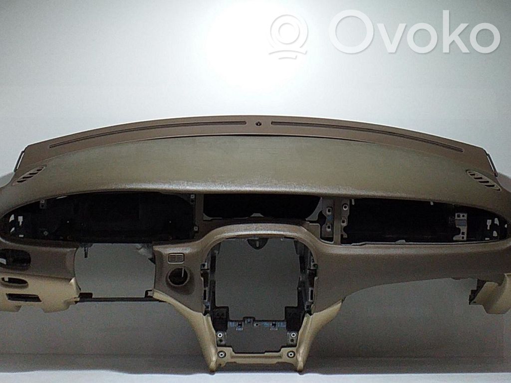 Jaguar S-Type Dashboard 
