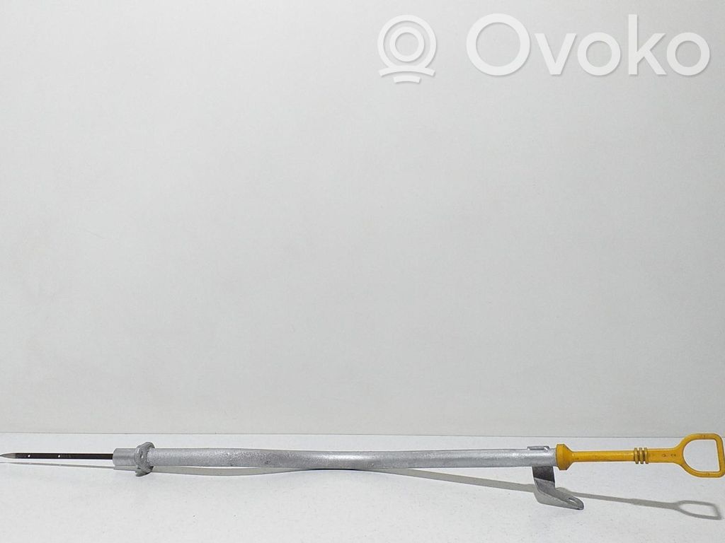 Chevrolet Captiva Oil level dip stick 