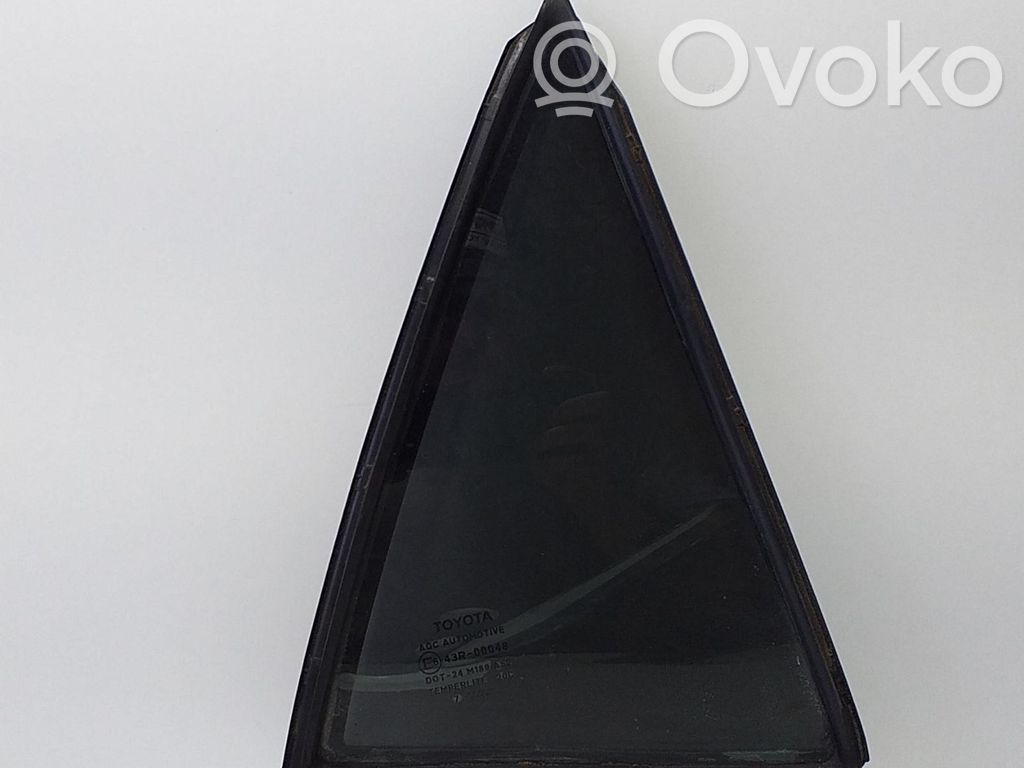 Toyota Auris 150 Rear side window 
