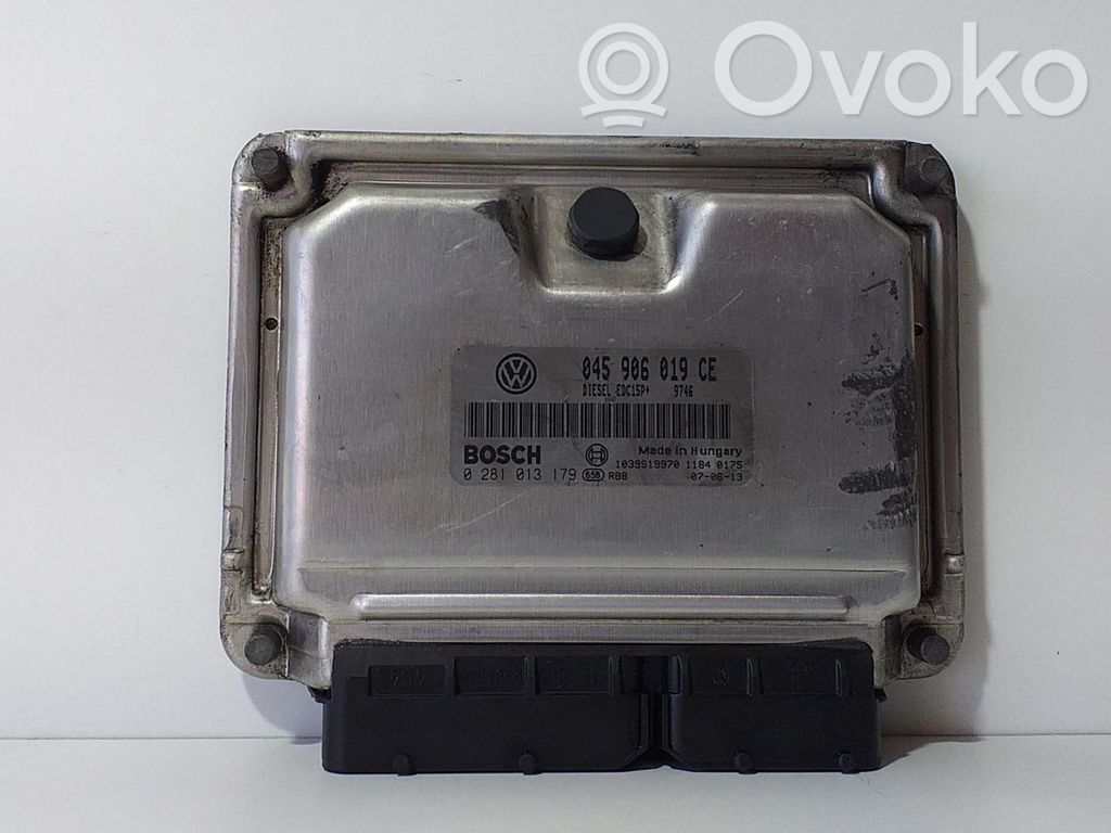 Skoda Fabia Mk2 (5J) Engine control unit/module 