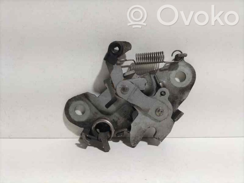 Citroen Xantia Tie down hook / loop 
