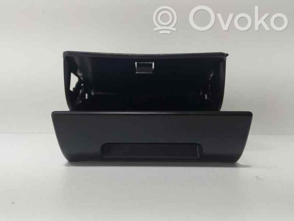 Citroen Berlingo Ashtray (front) 