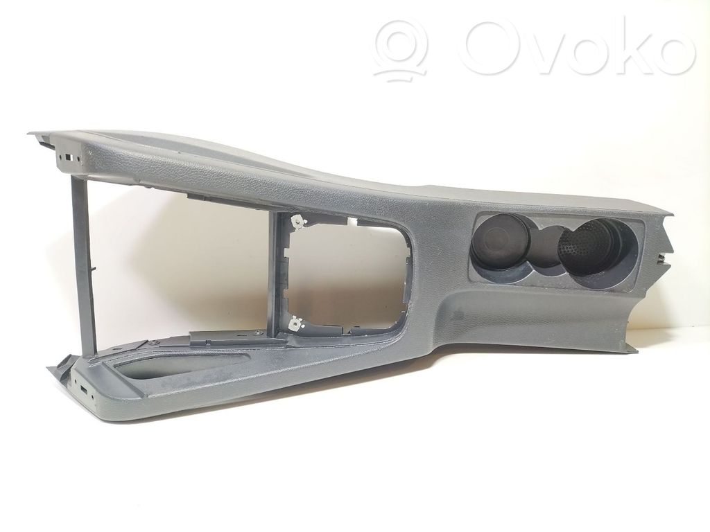 Volkswagen Scirocco Bottom trim 
