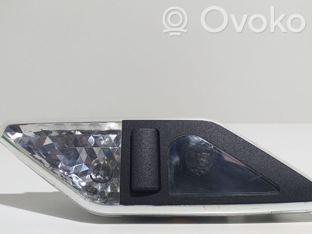 Otras luces interiores   8375585,55635