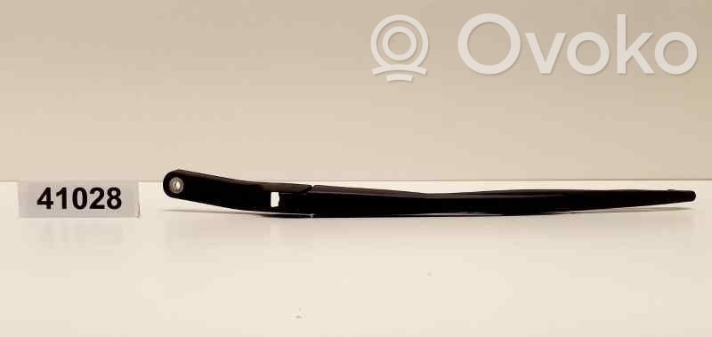 BMW 2 F22 F23 Rear wiper blade arm 