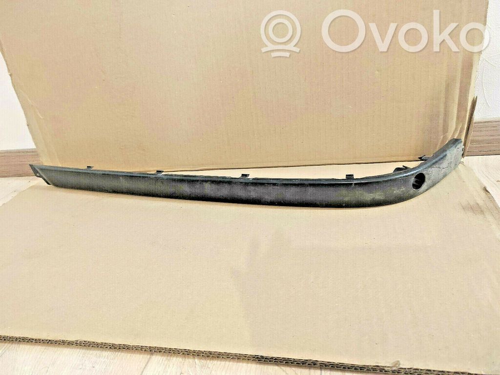 BMW 5 E39 Listón embellecedor del parachoques delantero 