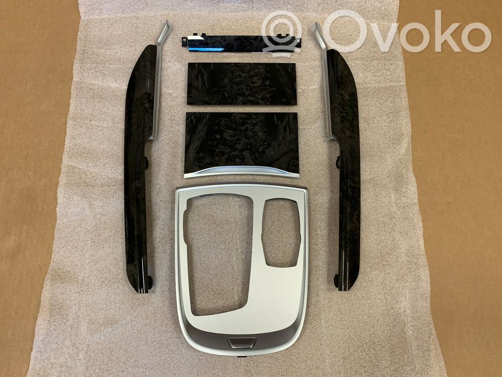 BMW 7 G11 G12 Ramă consolă centrală 