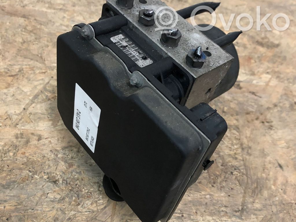 Audi A4 S4 B8 8K ABS-pumppu 