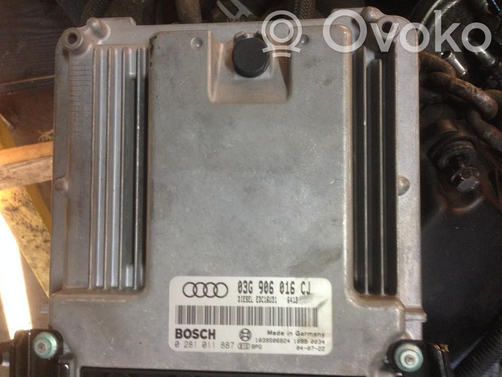 Audi A4 S4 B6 8E 8H Engine control unit/module 