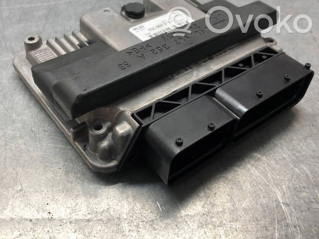 Audi A4 S4 B8 8K Engine control unit/module 