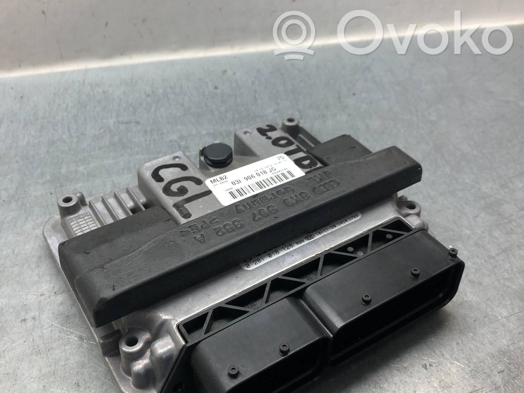 Audi A5 8T 8F Engine control unit/module 