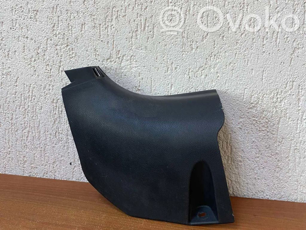 Toyota Corolla E210 E21 Kita salono detalė 